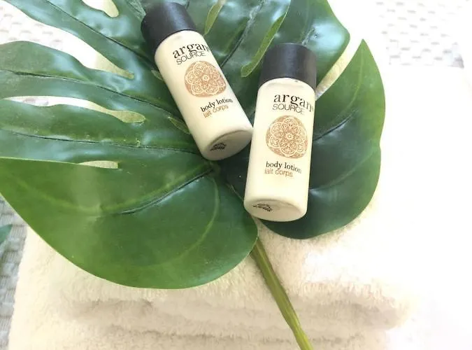 Jonaz Suites Aparthotel *