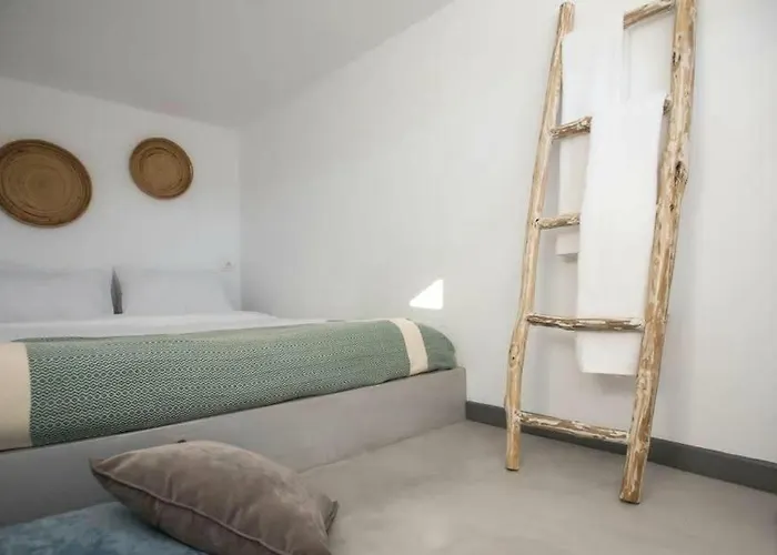 Jonaz Suites Ξενοδοχείο με διαμερίσματα *