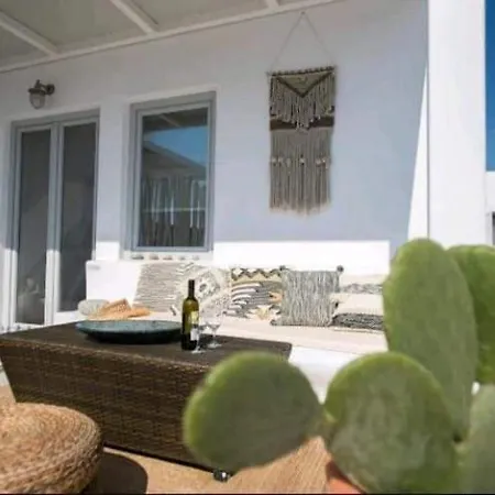 Jonaz Suites アパートホテル Mykonos Town